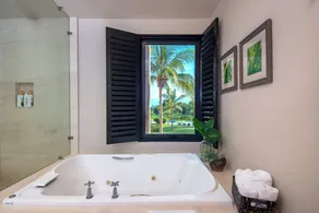 Exklusivt gated community / Four Seasons / Premier Member / Golf Cart / Cook - Image 3