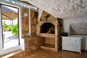 La Herencia Cave House, Private Hot Tub, and Views - Image 5