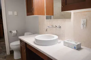 Spacious 3 Plus 1 Bedroom 2 Bath Cottage Retreat with Fire Pit and Pool Table - Image 4