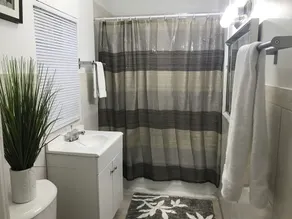 PREÇOS DE FERIADO Thru Primavera-Lindo luxuoso 4 Quarto Casa - Image 2