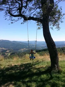 SUPER GÎTE en pleine campagne ardéchoise, lac à 7 kms, 8 Personnes - Image 2