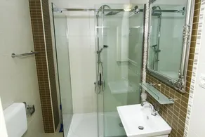A two bedroom apartment in a beautiful stone house very close to the beach - Image 2