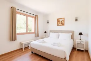 Moderne Villa mit Pool nahe Porto-Vecchio - Image 4