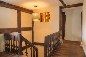 The Throne Weobley, luxury Grade 2*-listed house in UK Village of the Year - Image 3