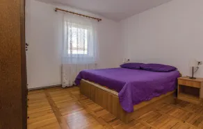 Two-Bedroom Apartment In Razanac - Image 3