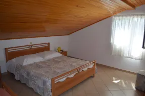 Holiday apartment with satellite TV and internet access - Image 4