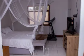 Casa da Noleen située à Malhampsene dans la ville de Matola, à 15 minutes en voiture de Mozal. - Image 3