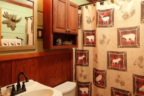 Feel of an \"Up North\" cottage with the convenience of in-town East Tawas - Image 3