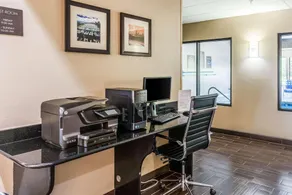 Comfort Inn and Suites North Aurora - Image 4