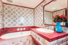 Unique Countryside Villa near Rome with Art, Charm and a Panoramic View - Image 4