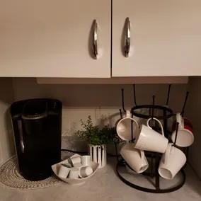 VINTER SPECIAL - Skridt væk fra centrum: 2Bed, 1Bath, fuldt ombygget - Image 4