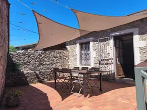 Granja de pueblo con jardín y terraza, tranquilo y auténtico - Image 4