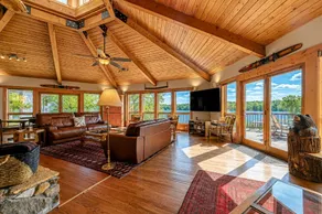 Huge lakefront home with A/C, sunroom, boat ramp, WIFI,game room, deck, & kayaks - Image 5