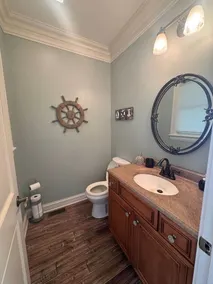 Creekview Manor - Image 5