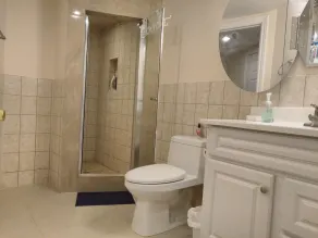 Toronto vacation home in North York with free parking (minimum 28 days stay) - Image 5