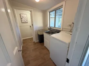 Longford Cottage - Image 2