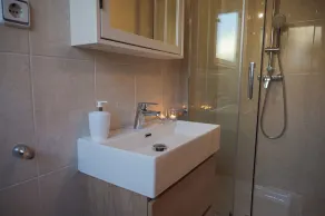 Maison avec jardin à côté de la plage avec wifi - Image 4