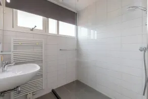 Wonderful Beach Holiday Home for 6 - Image 3