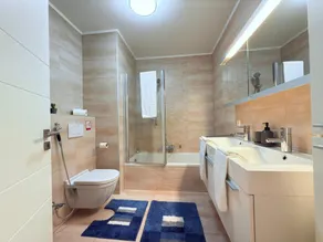 Comfort 2 bedrooms Apt w balcony&parking - Image 4