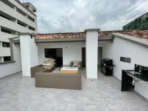 Extraordinary 3-story penthouse in Poblado - Image 4