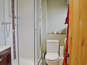 2 chambres à coucher à Sproughton - Image 2