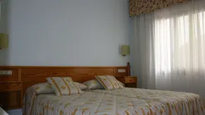 Apartment with garden and views of the countryside. - Image 3