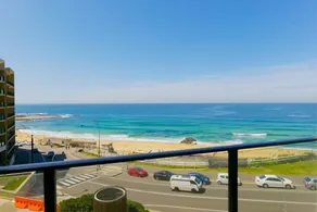 304 Arena Newcastle Beach - Image 5