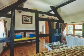 Powk Meadow Farmhouse - Image 5