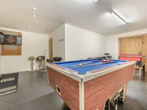 New Inn Farmhouse - Image 2