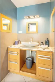 Bright, modern townhouse 20 minutes from central Paris, surrounded by greenery - Image 2