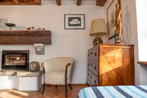 Finely furnished farmhouse with parking, wi-fii, garden and breathtaking view! - Image 2