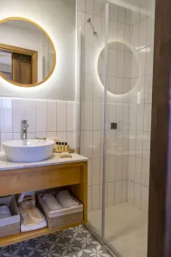 Min Ayvalık (Adults Only +12) - Image 2