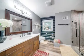 Luxury Cabin on 9.5acres, ready for your gatherings and retreats! - Image 2