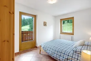 Apartment 'Casa Michela Trilocale 7' with Mountain View, Shared Terrace and Wi-Fi - Image 5