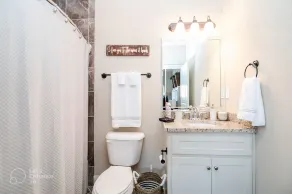 Luxurious condo minutes from Ole Miss & the Square - Image 4