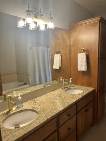 Luxurious Lakefront  BB Corner Condo. Panoramic lake views & 6 waterpark passes. - Image 5