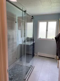 Quiet single-level fully furnished house - Image 5