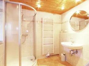 Cozy Chalet in Niederndorf bei Kufstein near Ski Area - Image 2