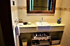 Apartment 11 @ Hibiscus Gardens & Spa Resort - Image 2