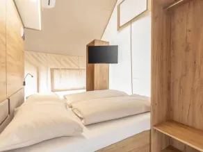 Luxuszelt Safari für 4 Personen by Interhome - Image 5
