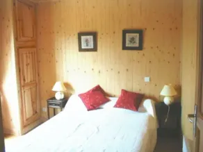 Chalet 3 Lou BRAISADOU on a farm, with heated indoor swimming pool - Image 3