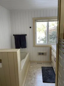 Beautiful family cottage on private lake in the heart of Muskoka - Image 2