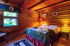 Rustikale 4-Zimmer-Hütte am Ufer des Mooselookmeguntic Lake - Image 3