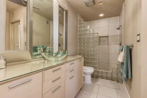 Golf Course Condo, Sleeps 9 - Image 2