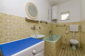 House Fanita - Image 3