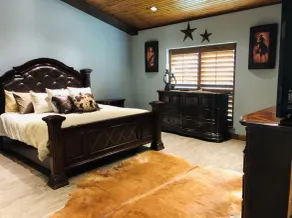 Beautiful Home for a traveling professional or a simple getaway! - Image 5