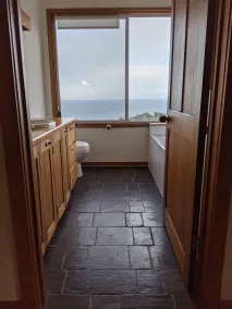 Eyrie House: Gorgeous panoramics sea views - Image 2