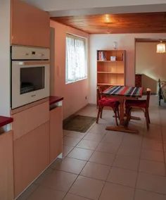 Appartement au Calme Proche des Commerces au Bord de la Loire - Image 4