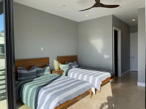 Fully Furnished Henderson Hideaway by Lake LV - Image 4