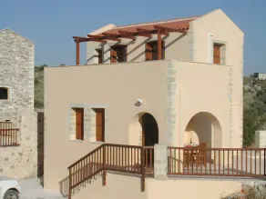 Villa with private pool, beautiful views within easy walk to Vamos village - Image 4